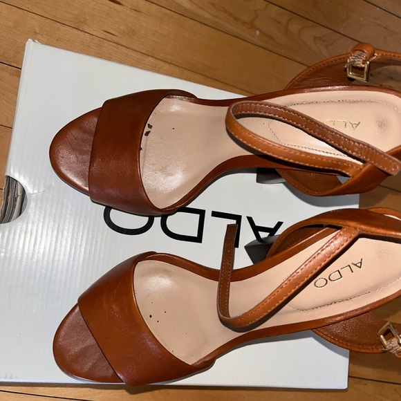 ALDO brown leather strap chunky heel size 7.5 - Picture 2 of 7